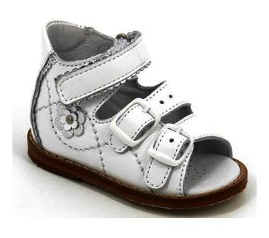 ТОТТА Туфли открытые ясельные девичьи, М019-Д-кожаная подкладка, открытый носок (17-19) 019-99,022 (белый/серебро) (20103) цена 2590руб.